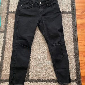 black, skinny, ripped jeans